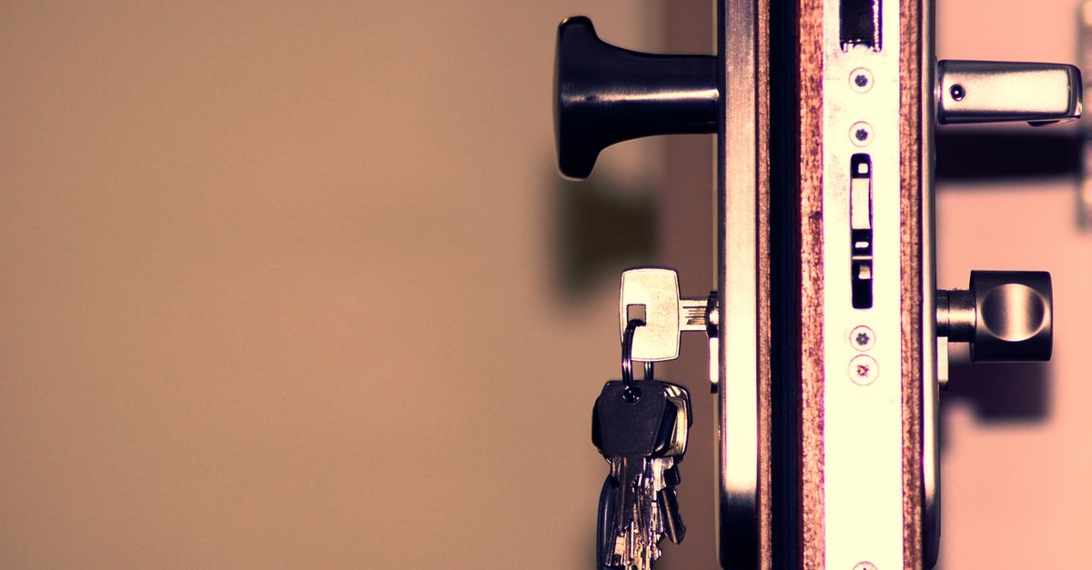 locksmith service technician — Huntington Beach Locksmith